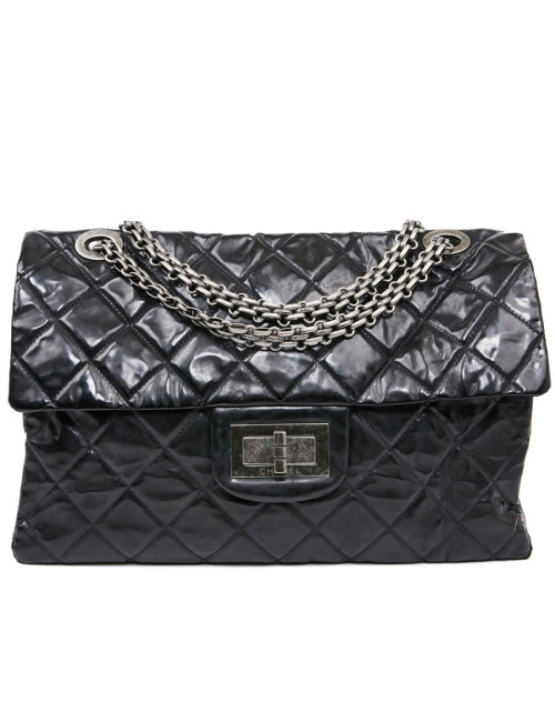Grand sac CHANEL cuir verni noir