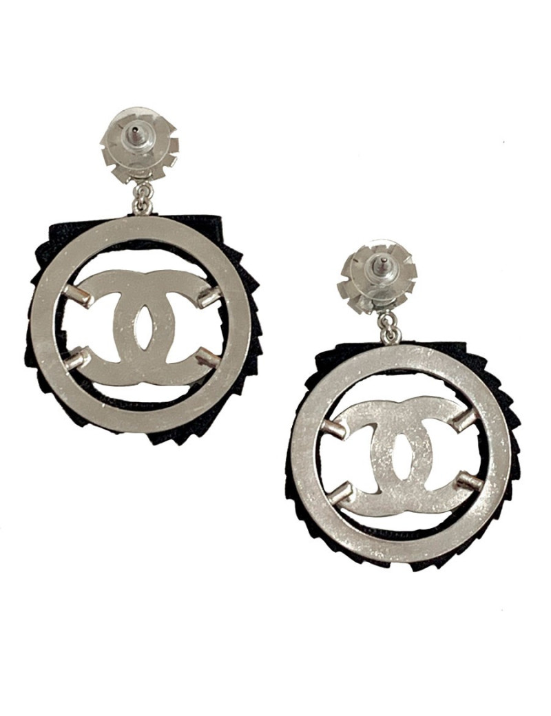 Clous pendants CC CHANEL noirs