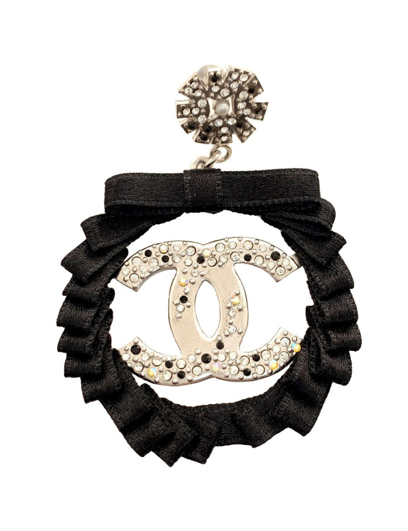 Boucles d'oreille clous CHANEL pendantes ruban noir