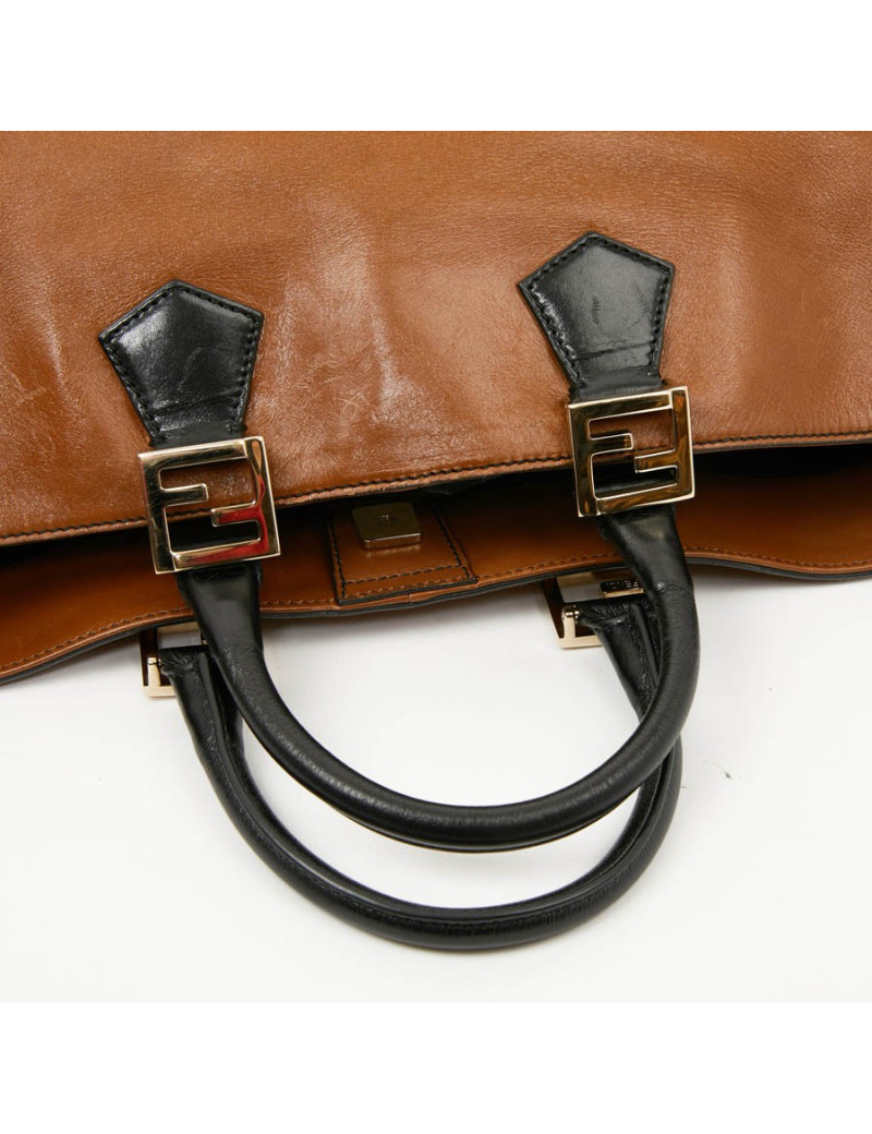 Cabas FENDI bicolore en cuir marron et noir 