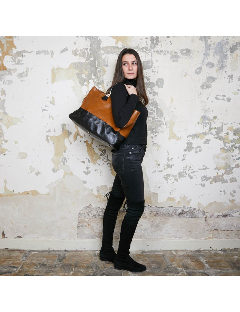 Cabas FENDI bicolore en cuir marron et noir 