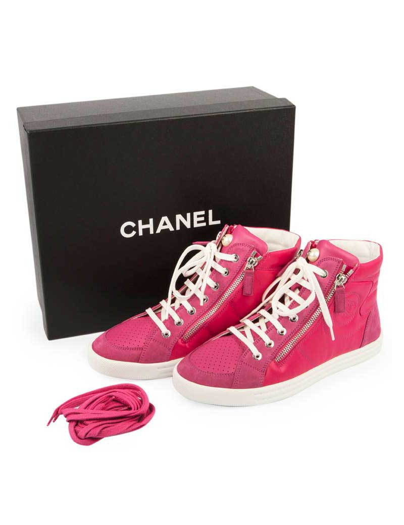 CHANEL Sneakers in pink fuchsia velvet and leather size 38FR