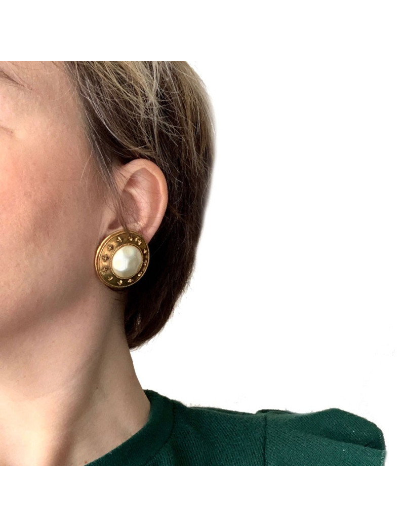 Boucles d'oreille clips CHANEL 80'