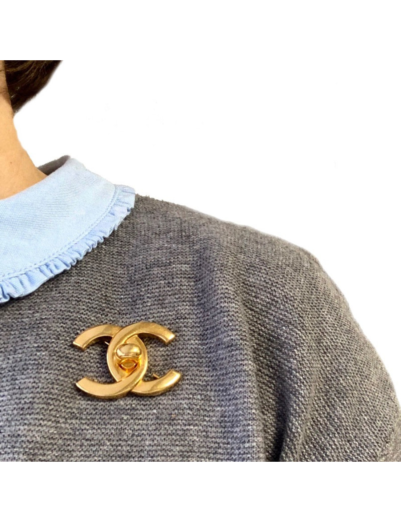 Broche CC CHANEL dorée vintage