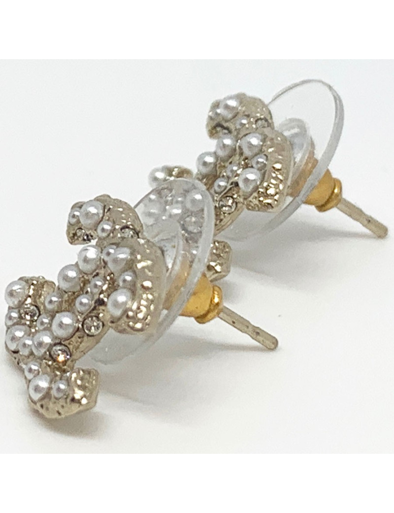 Clous CC CHANEL perle et strass