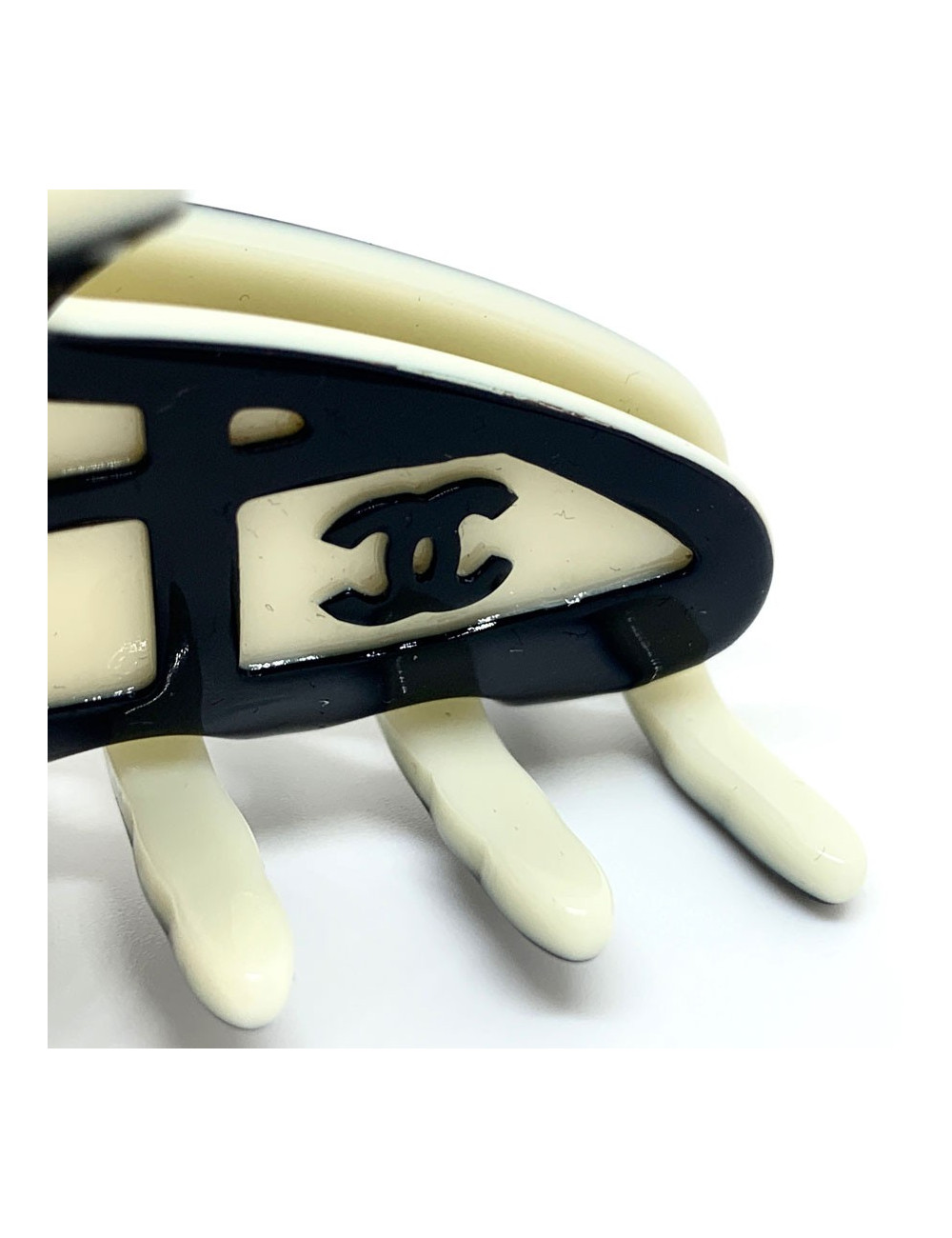 PINCE À CHEVEUX chanel