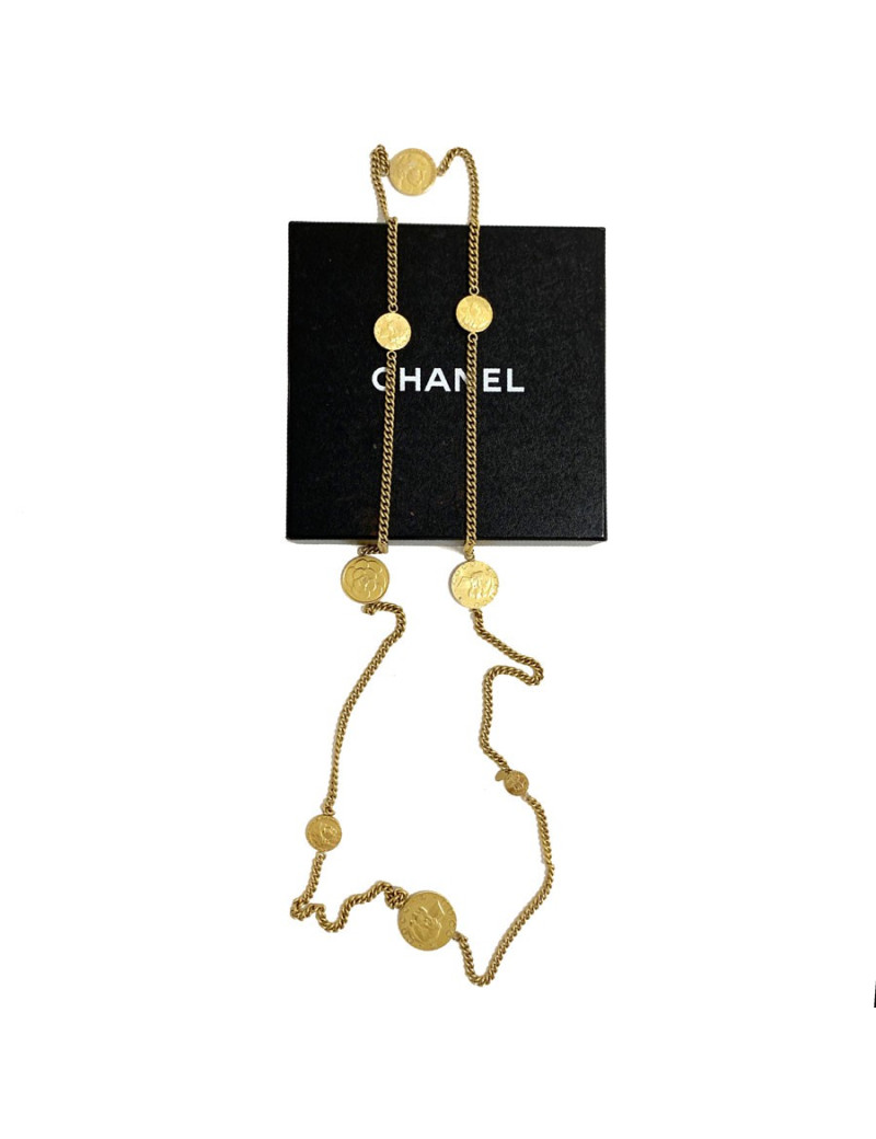 Sautoir CHANEL médaille dorée
