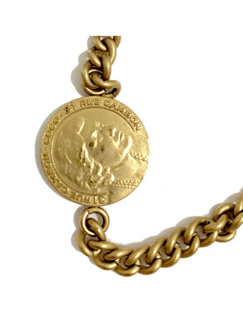 Sautoir CHANEL médaille dorée