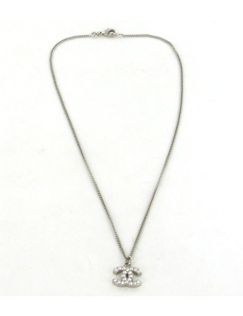 Collier CHANEL chaîne argent CC strass