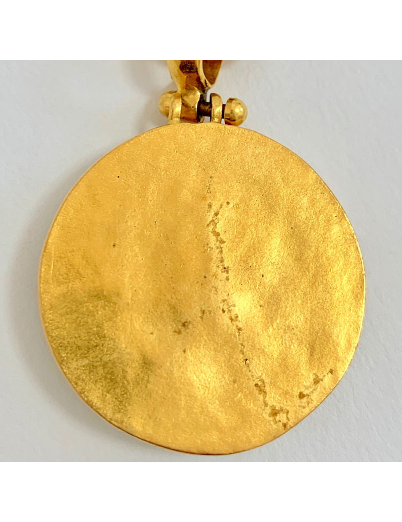 Sautoir medaillon nacré CHANEL