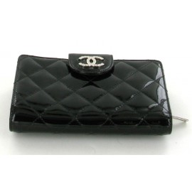 CHANEL quilted leather black calf leather portfolio