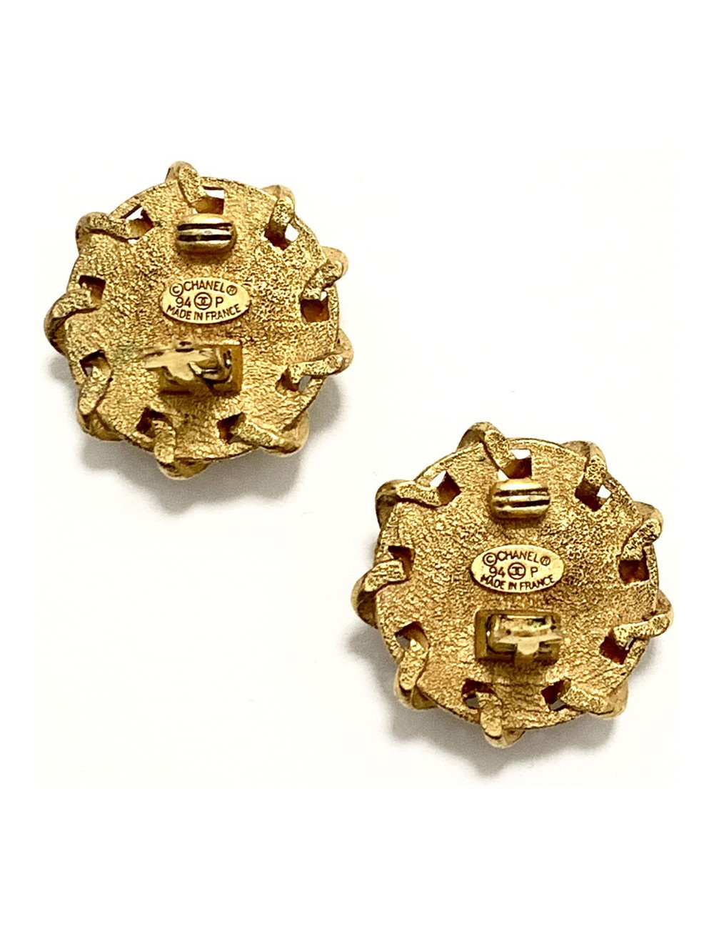 Clips CHANEL ronds cuir noir vintage