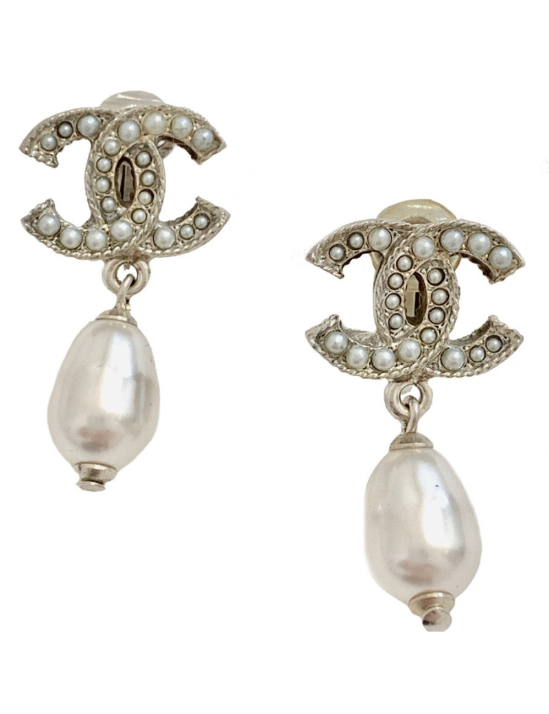 Clips perle nacrée CHANEL