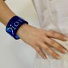 Bracelet DIOR en plexiglas bleu et strass