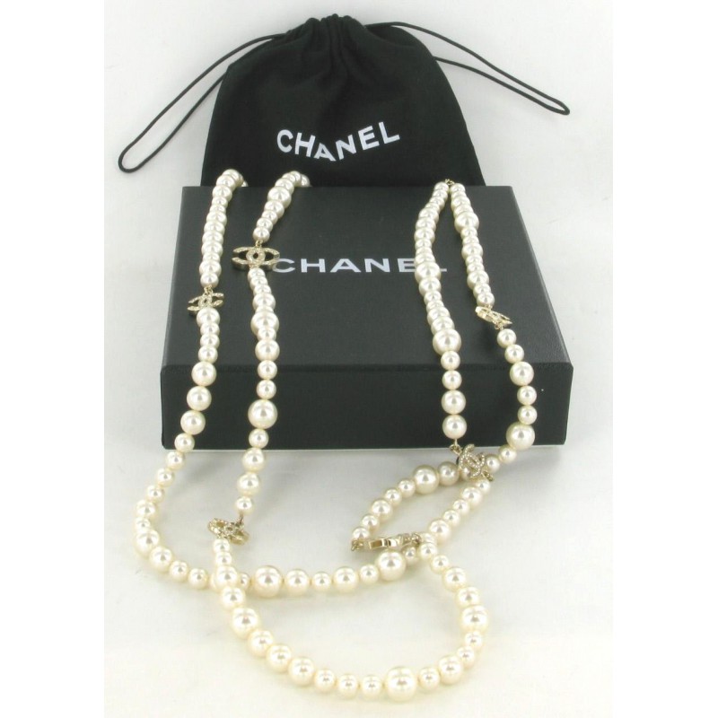 CHANEL necklace white pearls and strass CC - VALOIS VINTAGE PARIS