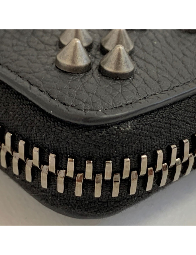 Portefeuille LOUBOUTIN Panettone cuir clouté noir