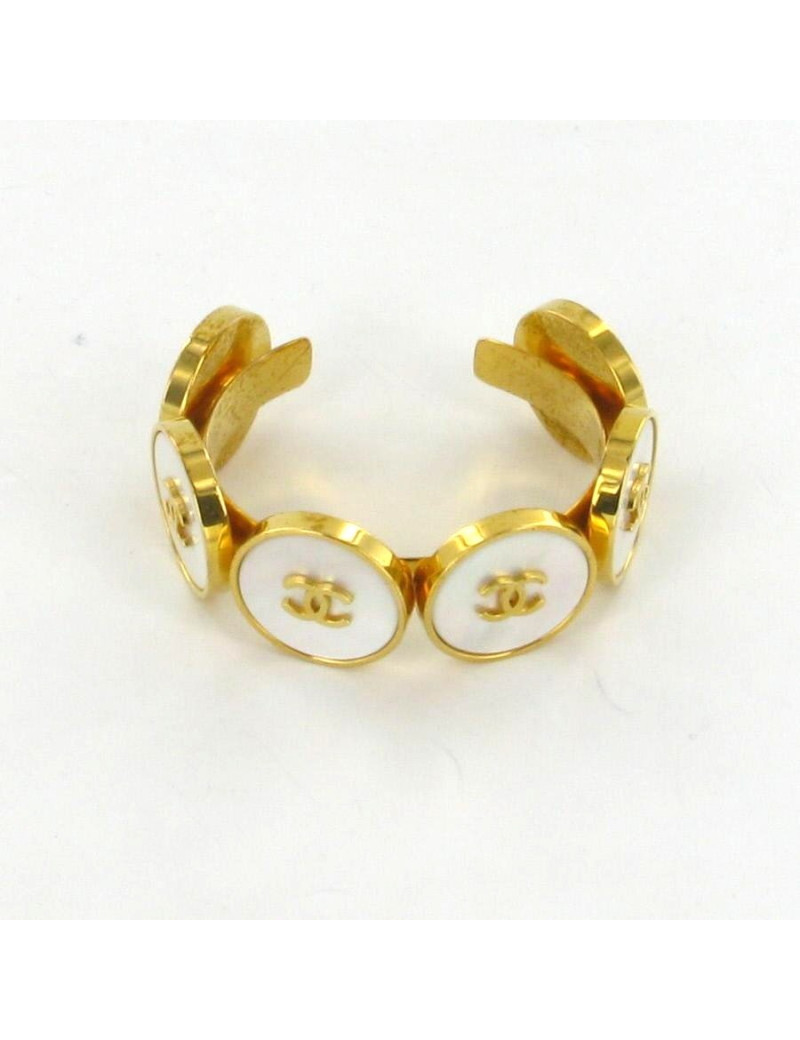 Bracelet CHANEL rigide or et nacre blanche