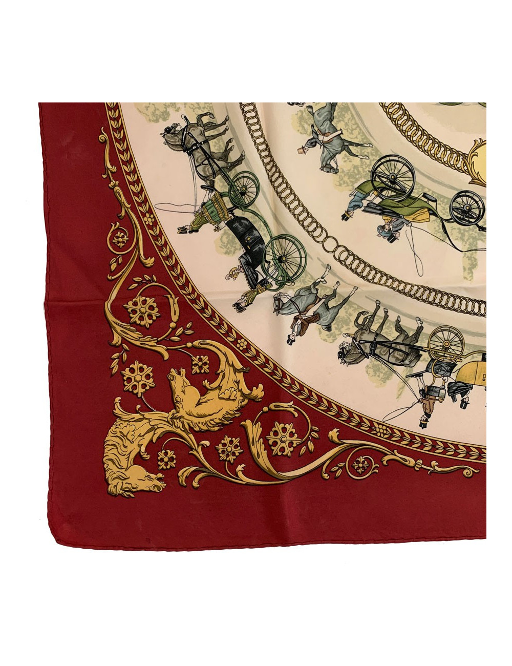 Carré HERMES soie 100 % "Promenade de Longchamps" Vintage