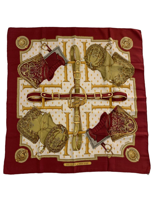 Carré HERMES 90 x 90 soie 100 % "Selles a housse"