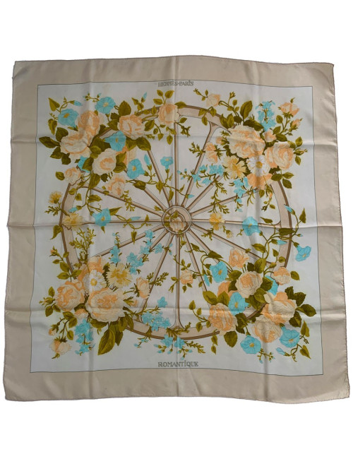 Carré HERMES 'Romantique' Vintage en soie beige