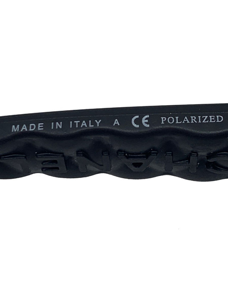 Lunettes de soleil CHANEL