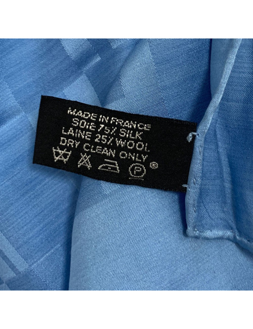 Etole Façonnée Grand H HERMES en soie et laine bleue