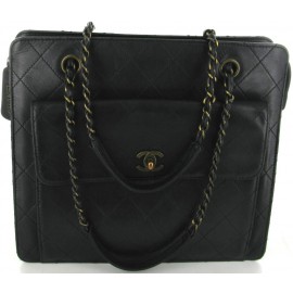 CHANEL quilted black chain leather bag gold