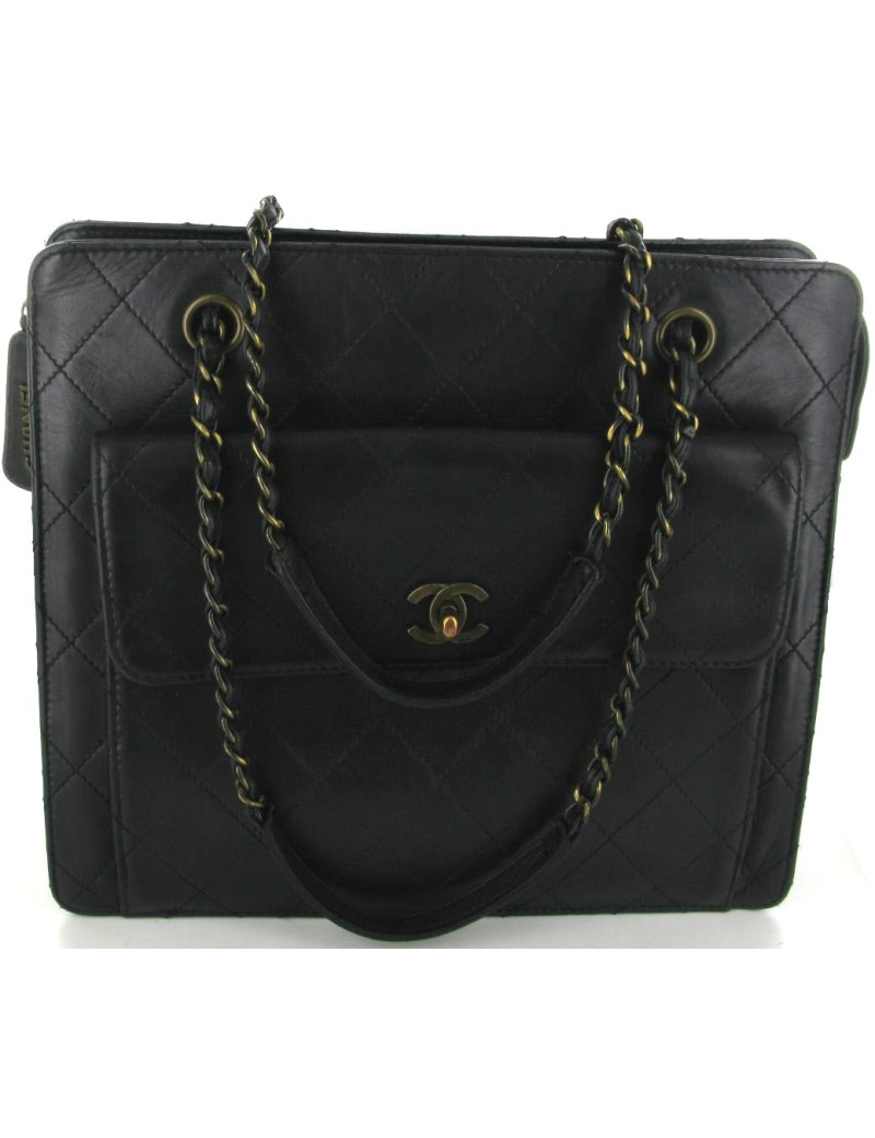 Sac CHANEL matelassé cuir noir chaînes or