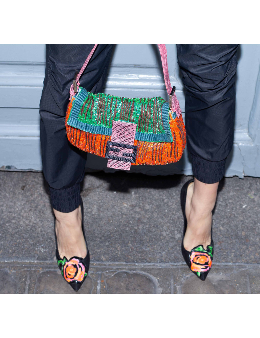 Escarpins T 39 LOUIS VUITTON en veau velours noir 