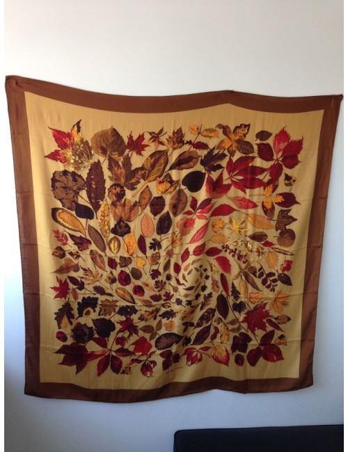 Châle HERMÈS cachemire et soie