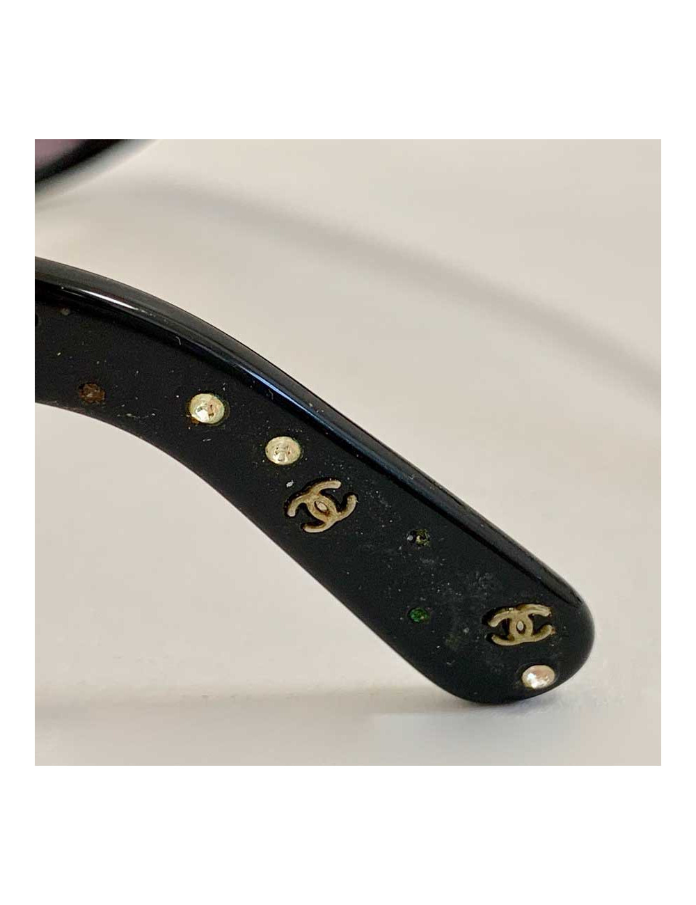 Lunettes de soleil CHANEL CC strass