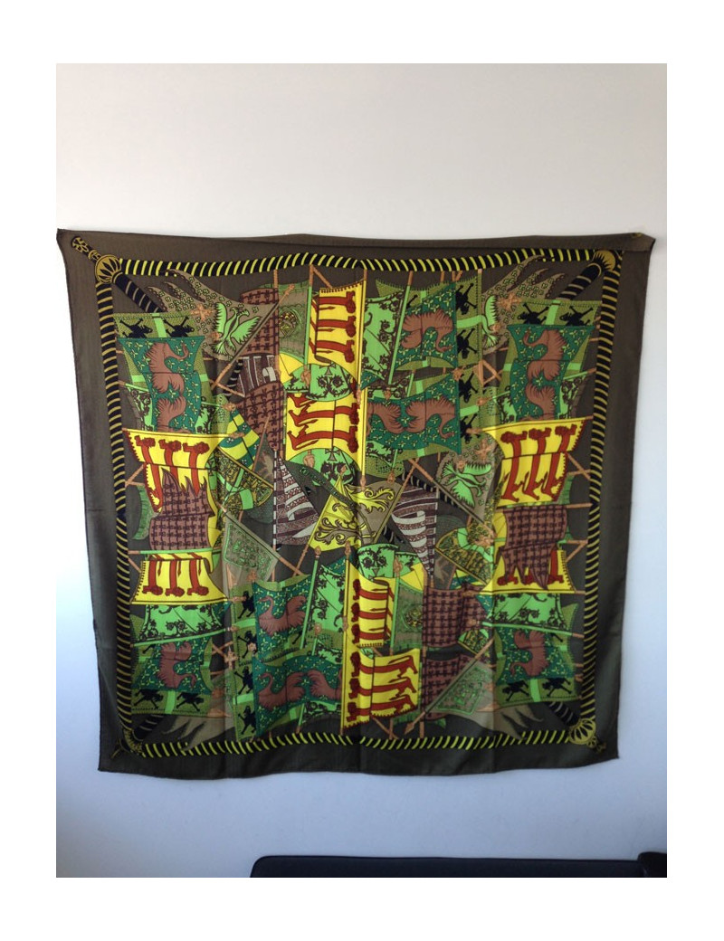 Châle HERMÈS cachemire et soie