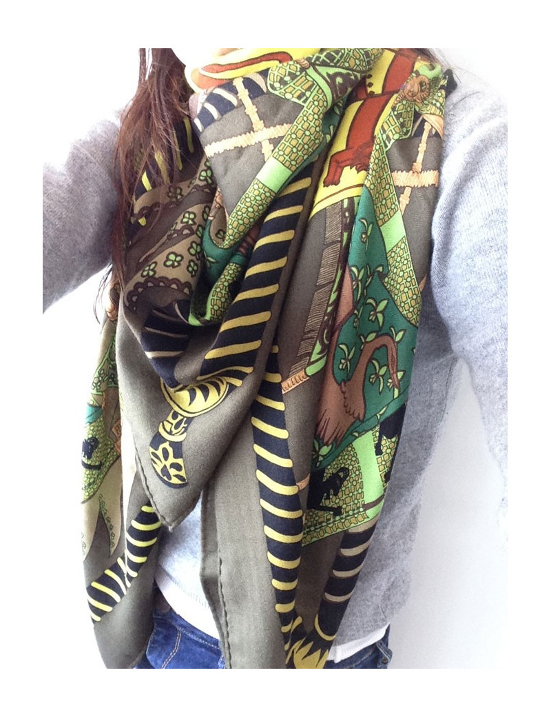 Châle HERMÈS cachemire et soie