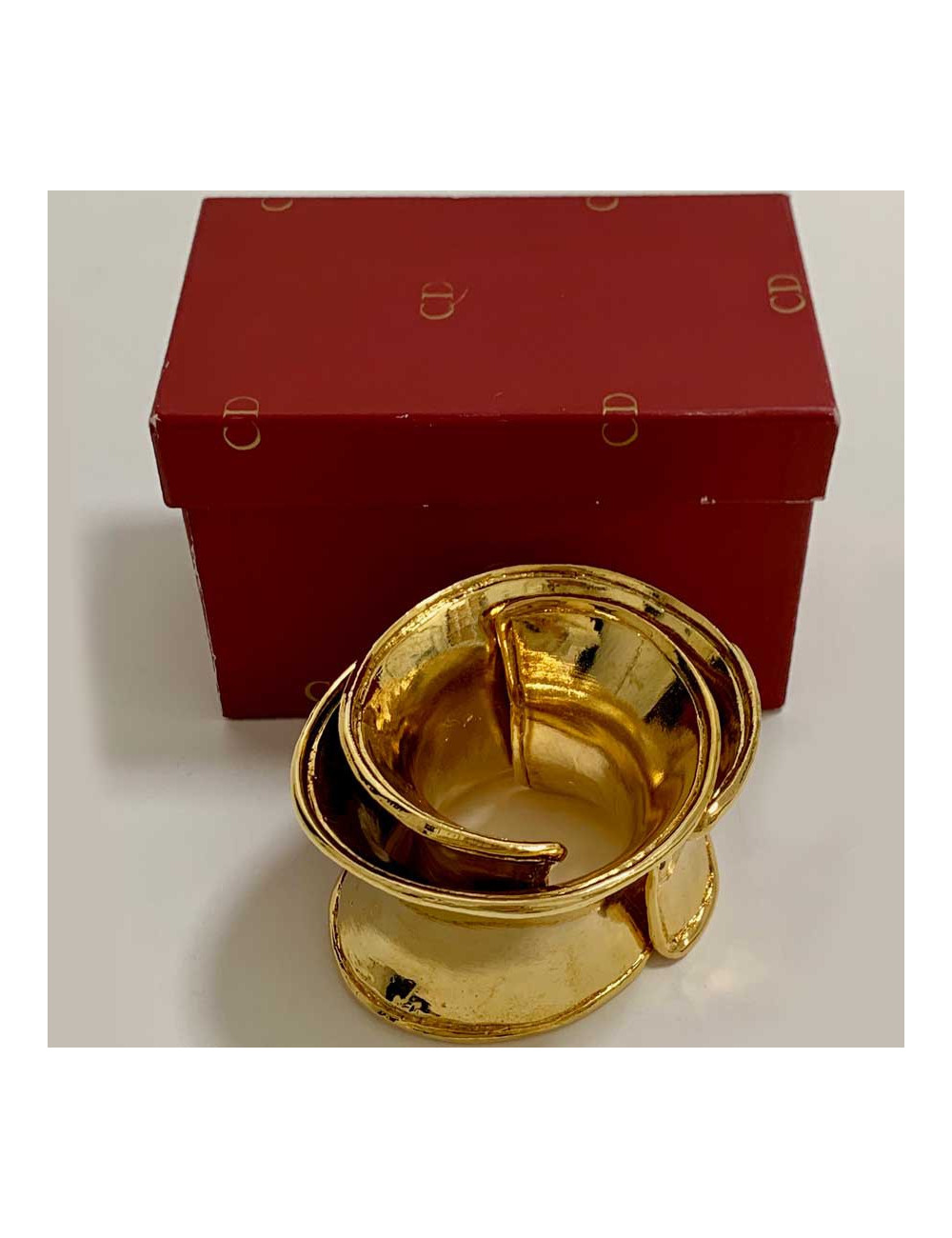 2 Bracelets CHRISTIAN DIOR dorés