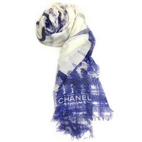 CHANEL shawl in blue and ecru modal and silk