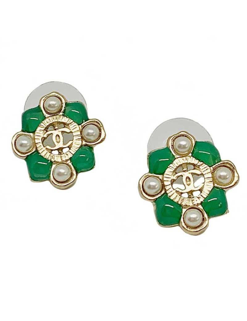 Clous verts CHANEL