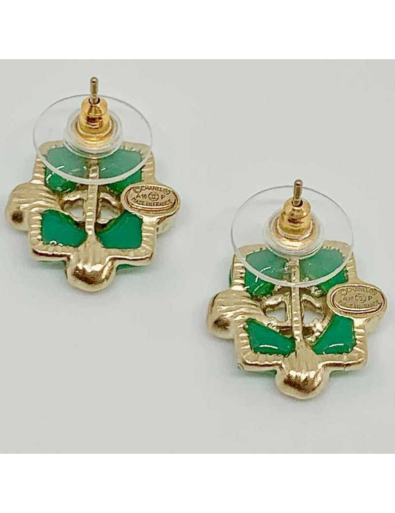 Clous verts CHANEL
