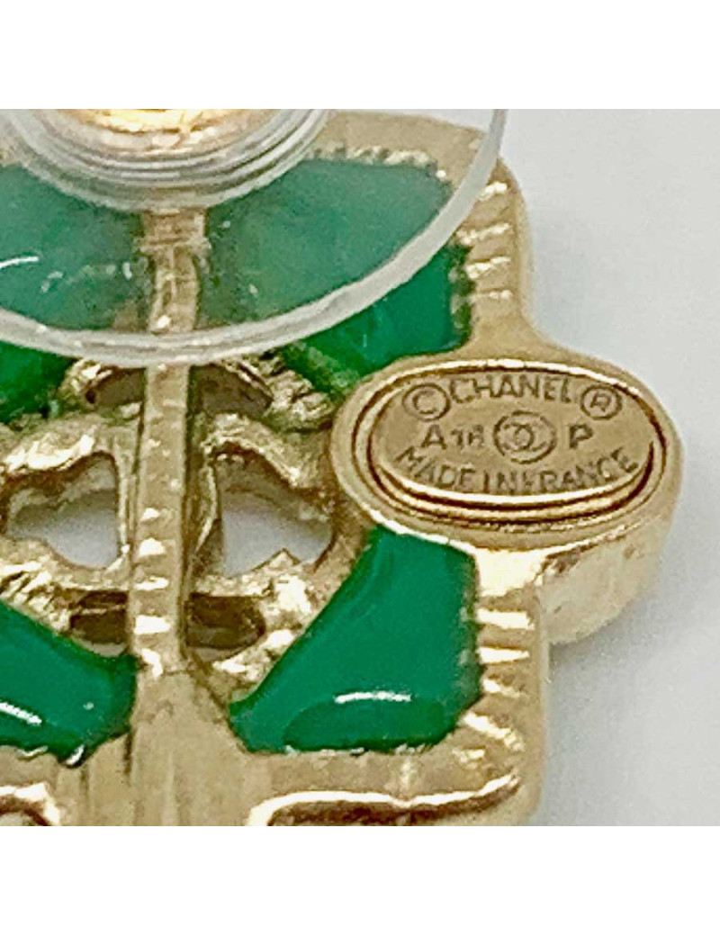 Clous verts CHANEL