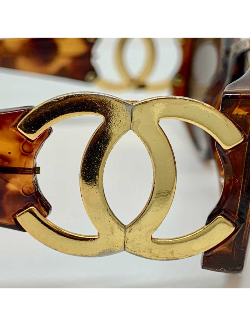 Lunettes de soleil CHANEL ecailles