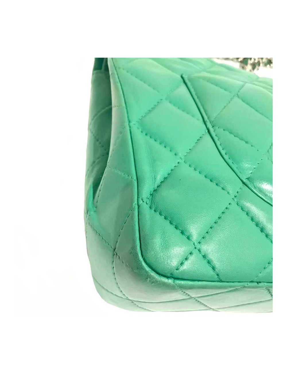 Sac CHANEL Jumbo cuir vert 