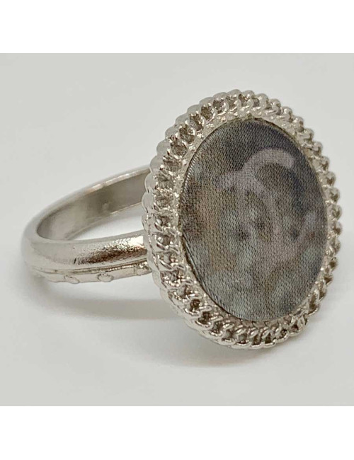 Bague CHANEL"CC" 