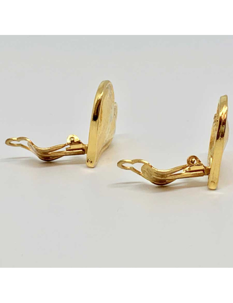 Boucles d'oreille sans marque