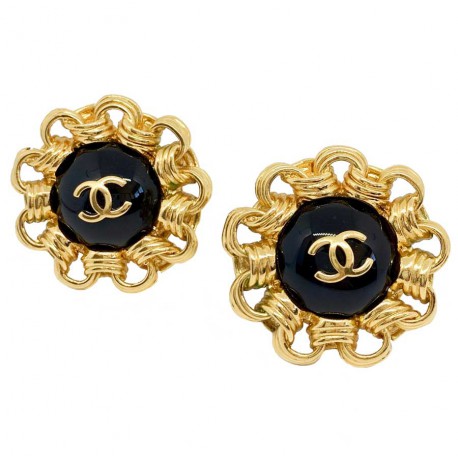 CHANEL Vintage earrings in gold and Pearly Pearl