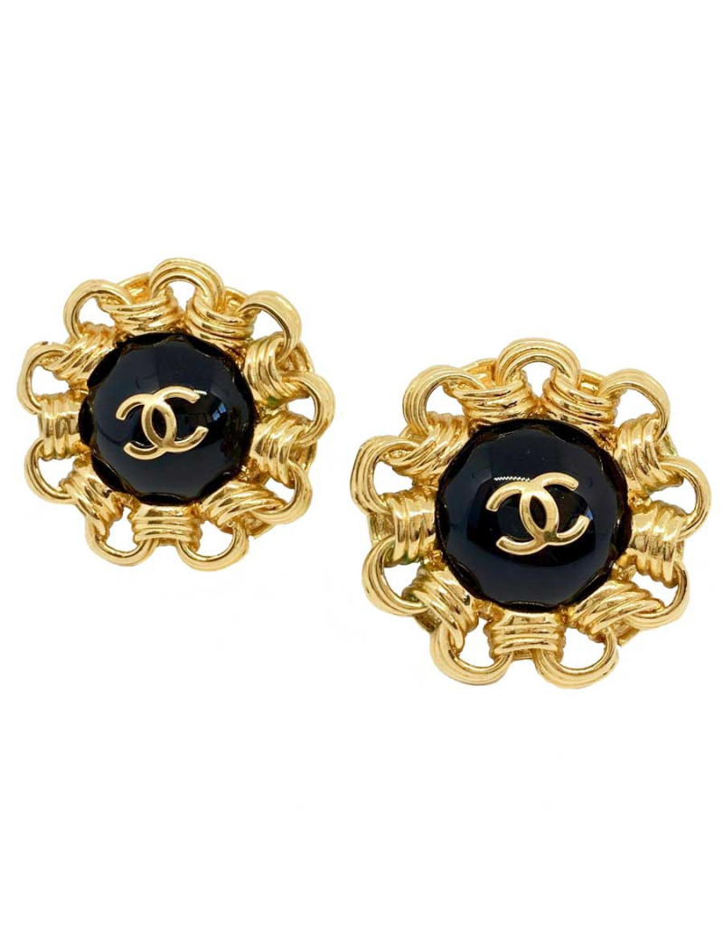 CHANEL Vintage earrings in gold and Pearly Pearl