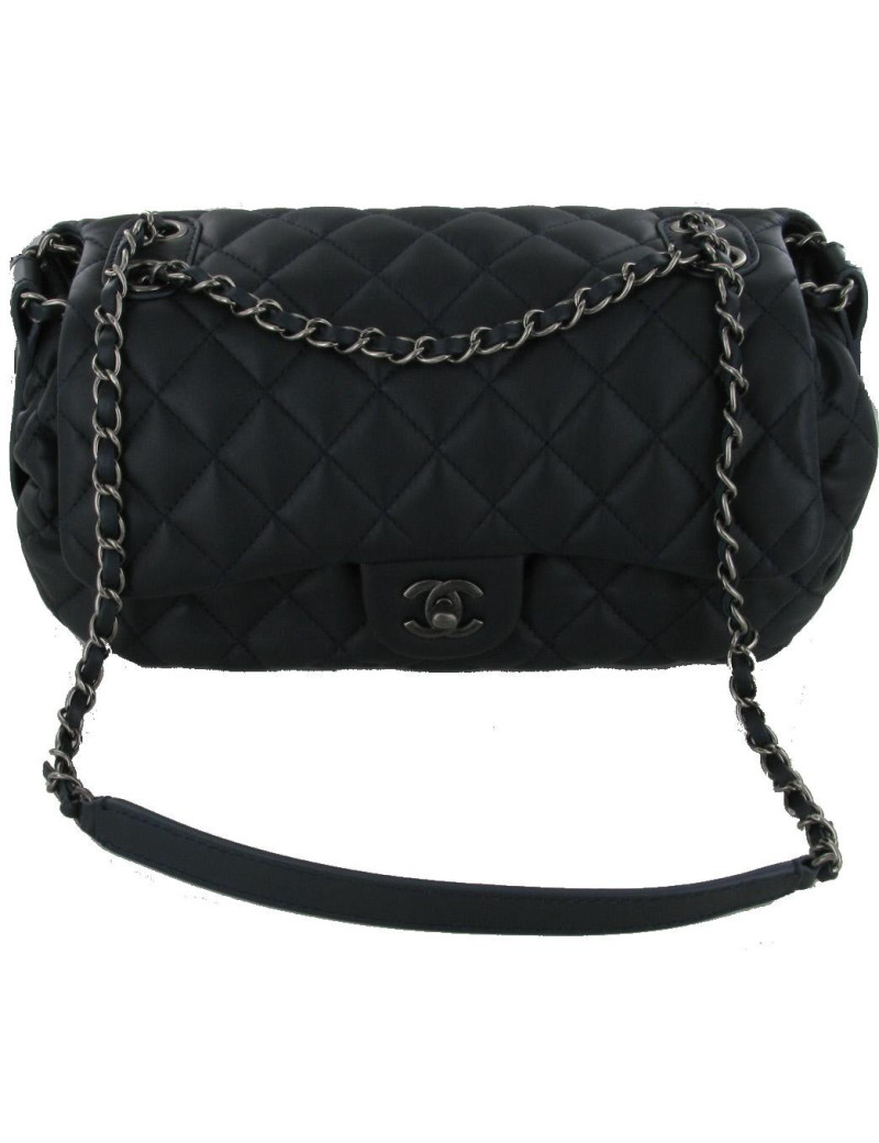 Sac CHANEL en cuir de veau matelassé bleu pétrole foncé