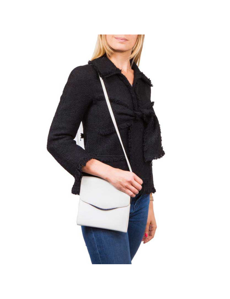 HERMES vintage bag in white leather and night blue trim