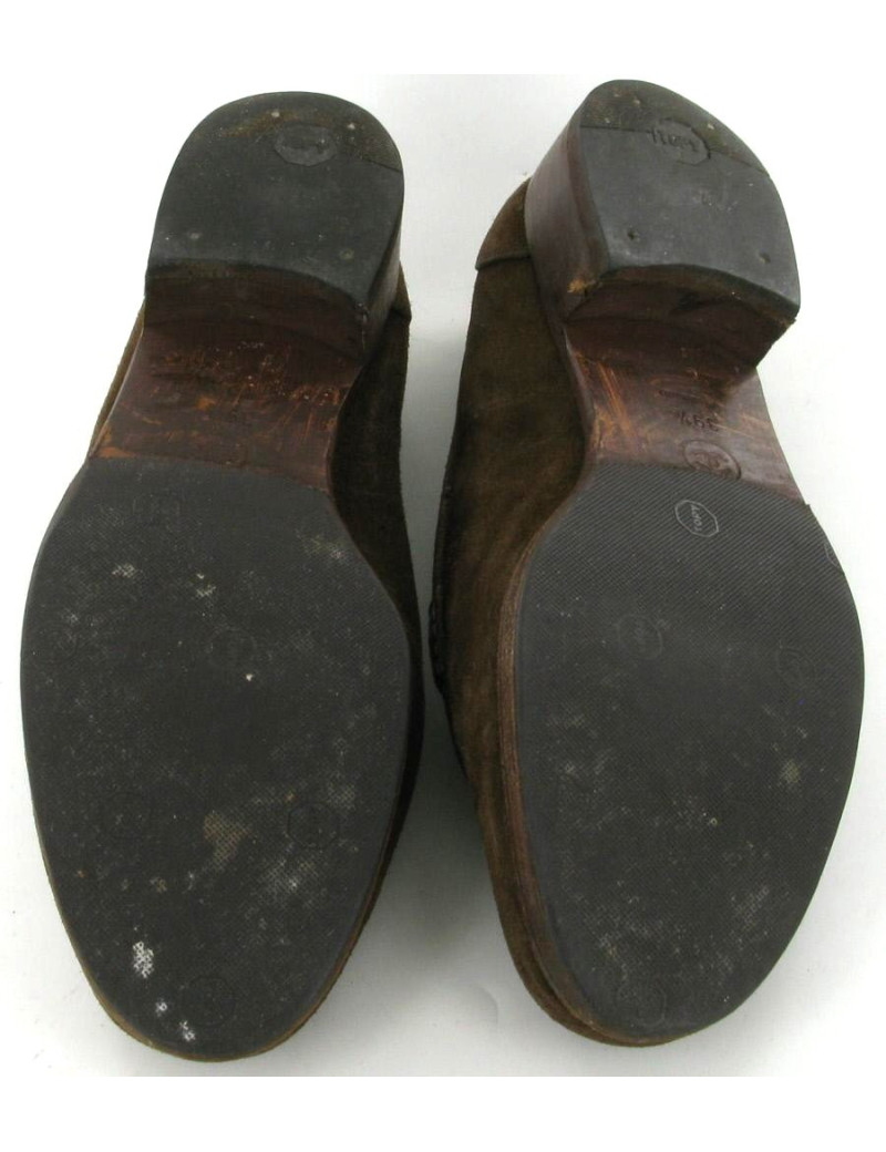 Mocassins CHANEL en nubuck marron T39.5