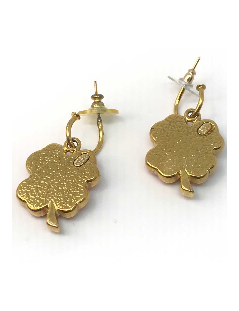 Boucles d'oreille clous CHANEL trèfle rose