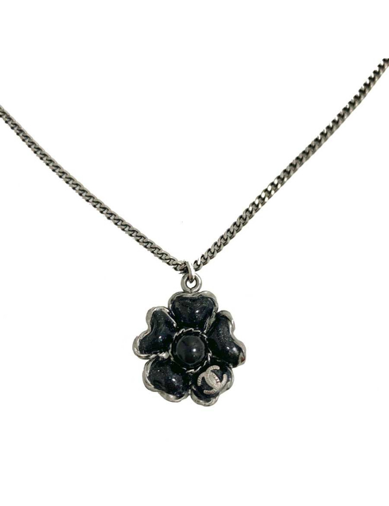 Collier camélias CHANEL