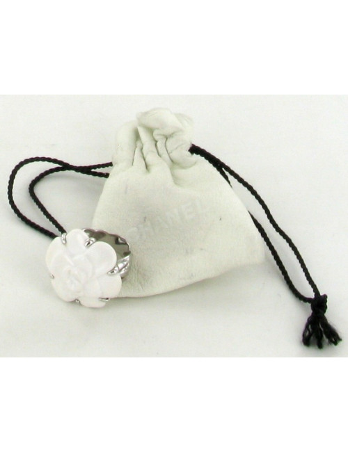 Bague CHANEL Camélia T 58